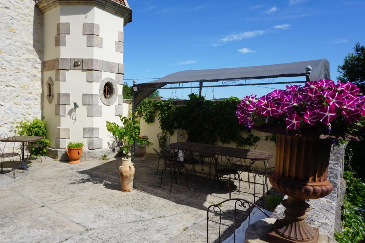 Les Deux Tours Bed & Breakfast Brignon Exterior photo