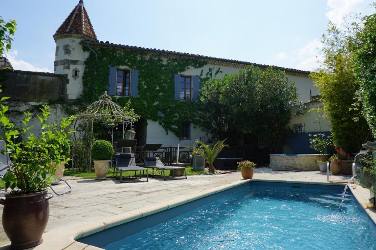 Les Deux Tours Bed & Breakfast Brignon Exterior photo