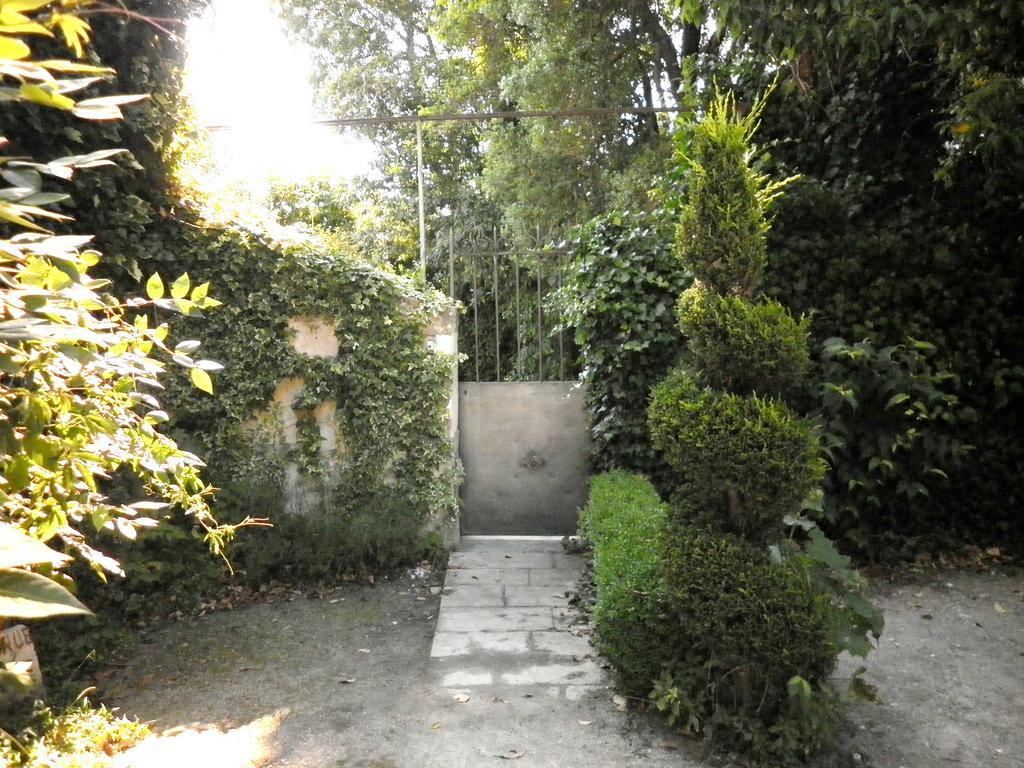 Les Deux Tours Bed & Breakfast Brignon Exterior photo