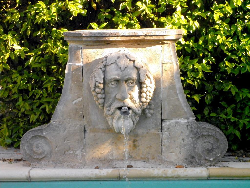 Les Deux Tours Bed & Breakfast Brignon Exterior photo